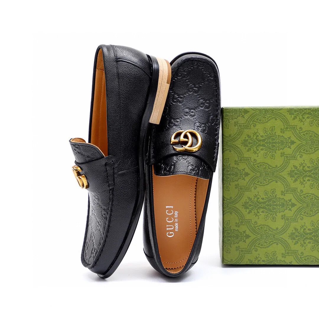 Men's shoes 💰500 💐Gucci GUCCI official website men's business formal leather shoes updated 💥Hong Kong counters synchronize new styles 💥completely one-to-one replica shipments 👍Except for zero difference in counter quality, they are all made of imported first-layer calfskin embossed uppers with original hardware buckles ➕water-dyed cow 🐂 leather lining, original combination outsole, matching code 38-44 (45🉑️customized)